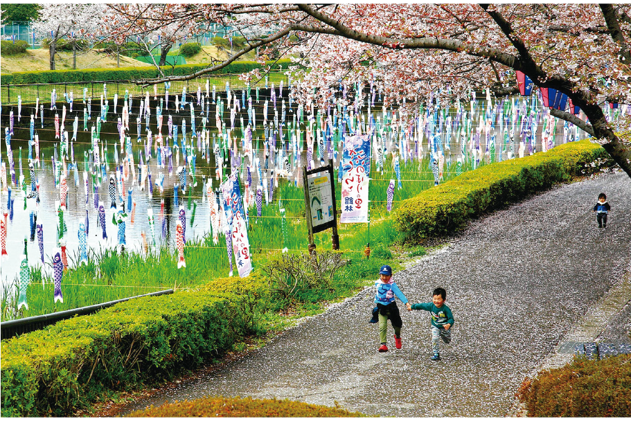 1_8_入選１部_こいのぼり_千葉直江_邑楽