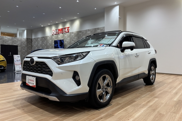 RAV4