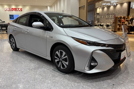 プリウスＰＨＶ